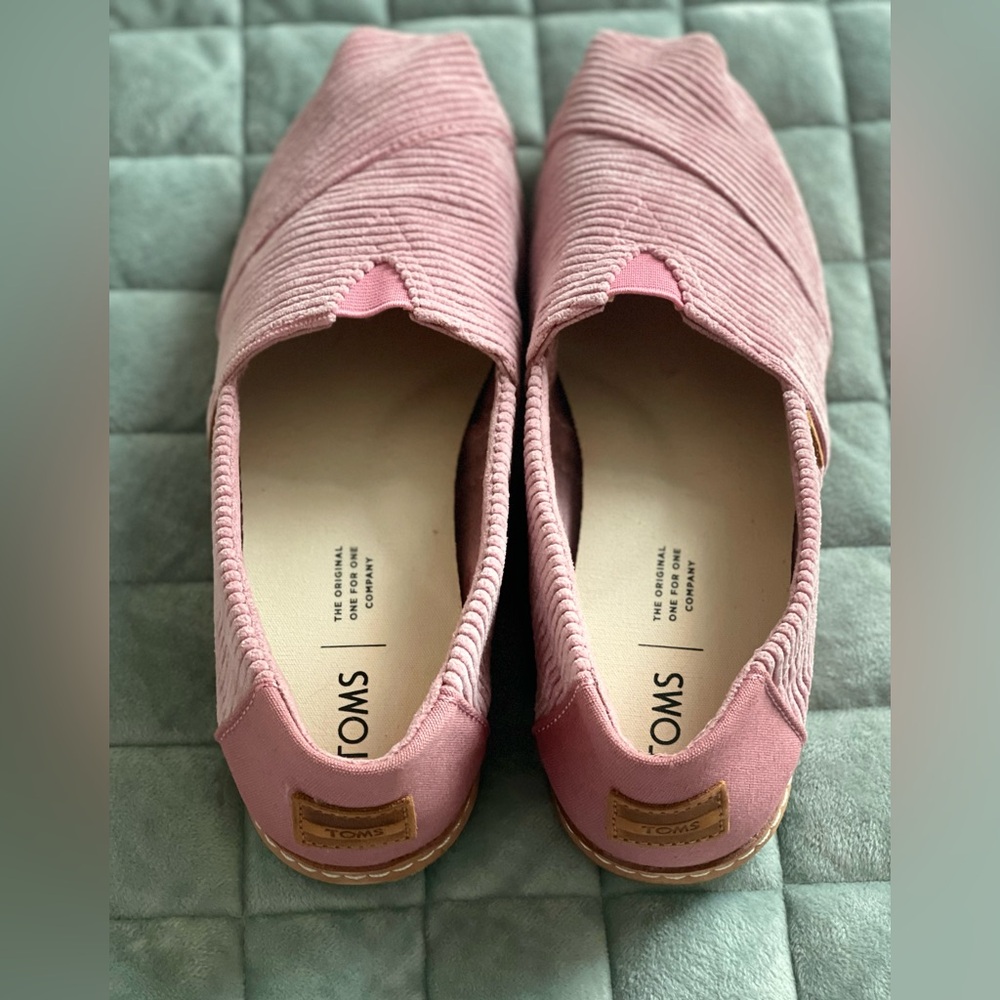 TOMS Women's Pink Corduroy Slip-On Flats ~ Size 7.5 - Picture 6 of 9